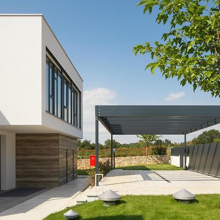 Design Villa Noble With Spa Bale Εξωτερικό φωτογραφία