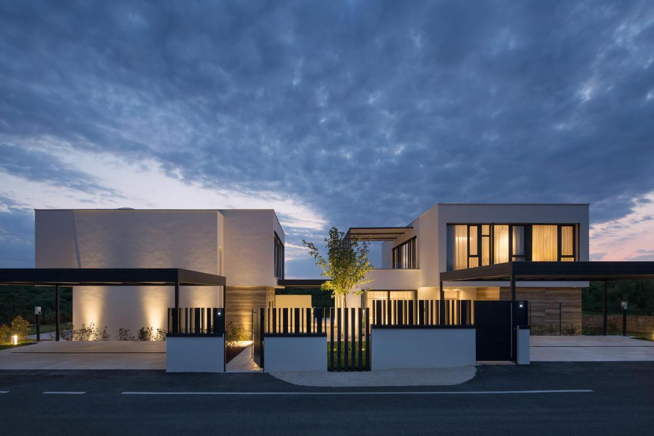 Design Villa Noble With Spa Bale Εξωτερικό φωτογραφία